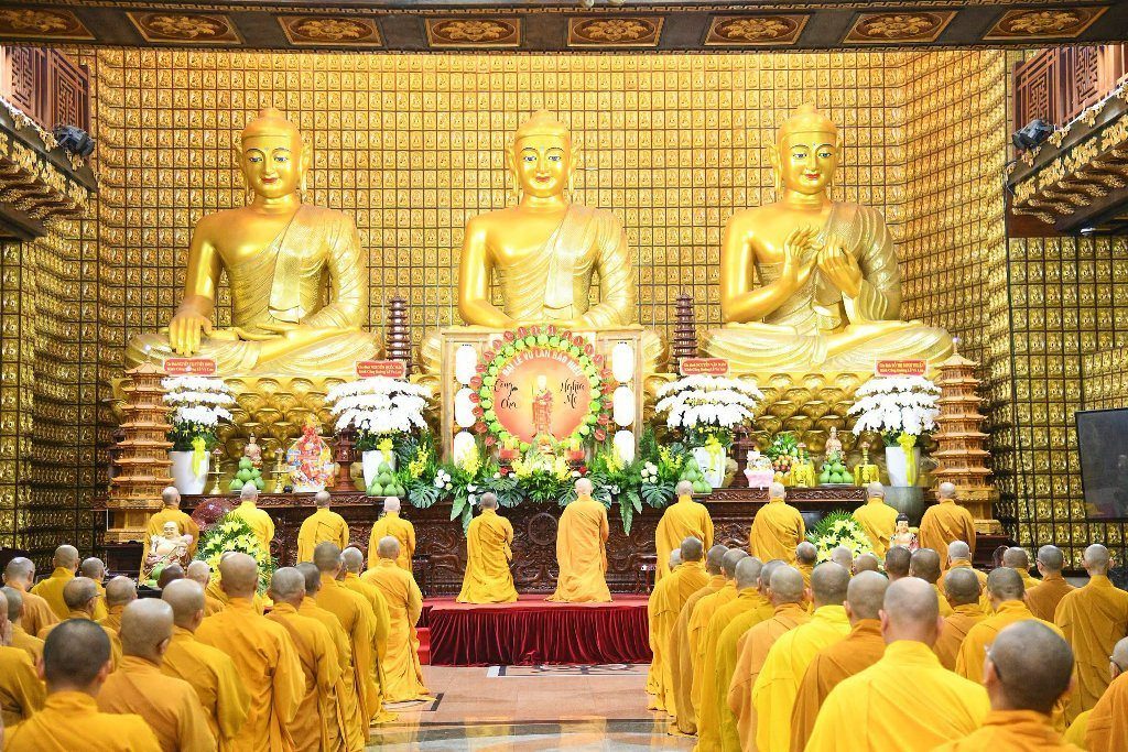 TP.HCM: TRANG NGHIÊM LỄ TỰ TỨ VÀ TẠ PHÁP MÃN HẠ TẠI CHÙA GIÁC NGỘ