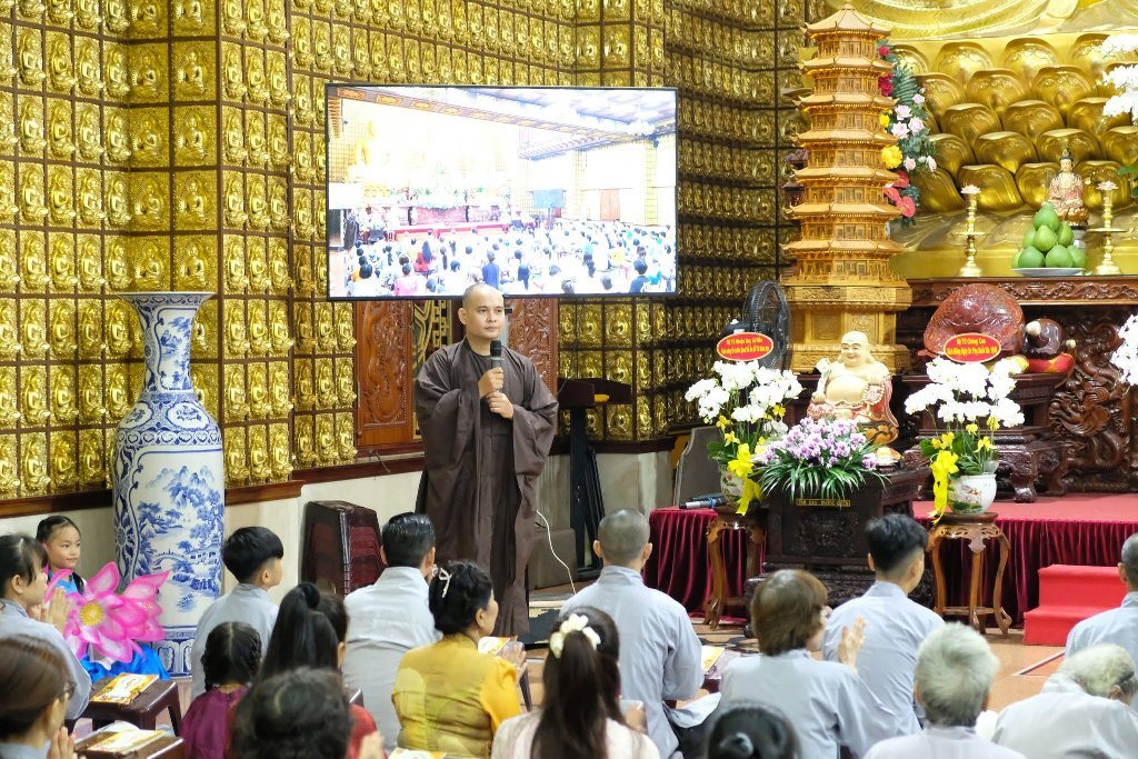 TRANG NGHIÊM LỄ TƯỞNG NIỆM NGÀY BỒ-TÁT QUÁN THẾ ÂM THÀNH ĐẠO TẠI CHÙA GIÁC NGỘ