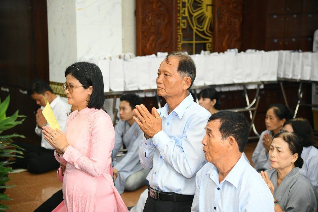 TP.HCM: TRANG NGHIÊM LỄ TỰ TỨ VÀ TẠ PHÁP MÃN HẠ TẠI CHÙA GIÁC NGỘ