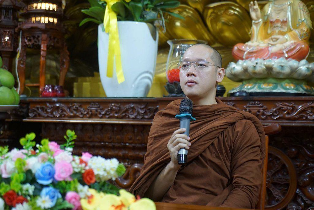 MỘT NGÀY AN LẠC: HỌC CÁCH ĐI TỪ BÓNG TỐI ĐẾN ÁNH SÁNG VÀ NUÔI DƯỠNG HẠNH HIẾU TRONG CUỘC SỐNG
