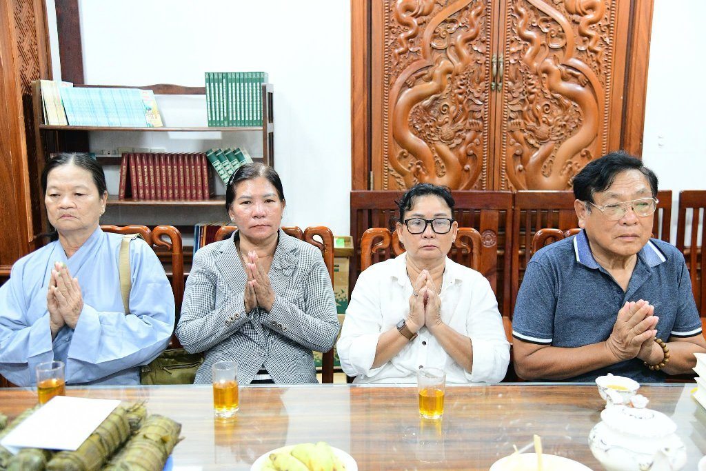 HÒA THƯỢNG THÍCH THIỆN HỶ QUANG LÂM THĂM CHÙA GIÁC NGỘ