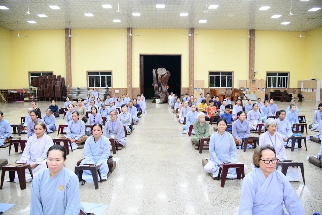 GIEO DUYÊN XUẤT GIA – CÙNG TĂNG ĐOÀN AN CƯ THỰC TẬP SÁM HỐI
