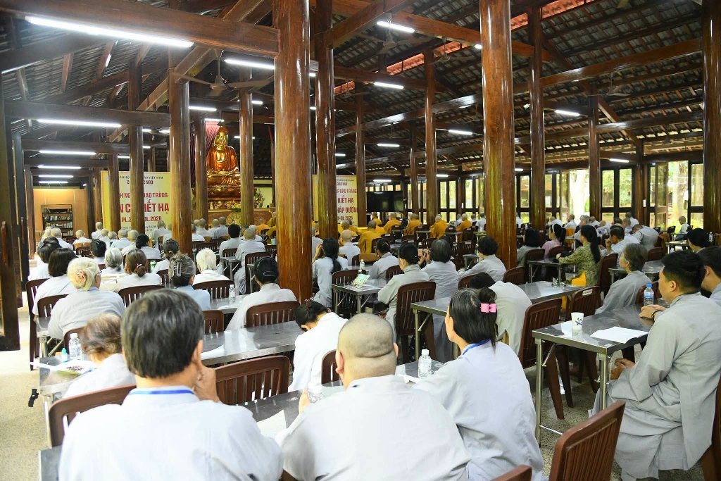 TU TẬP SÁU GIÁC QUAN - HÀNH TRÌNH CHUYỂN HÓA TÂM THỨC