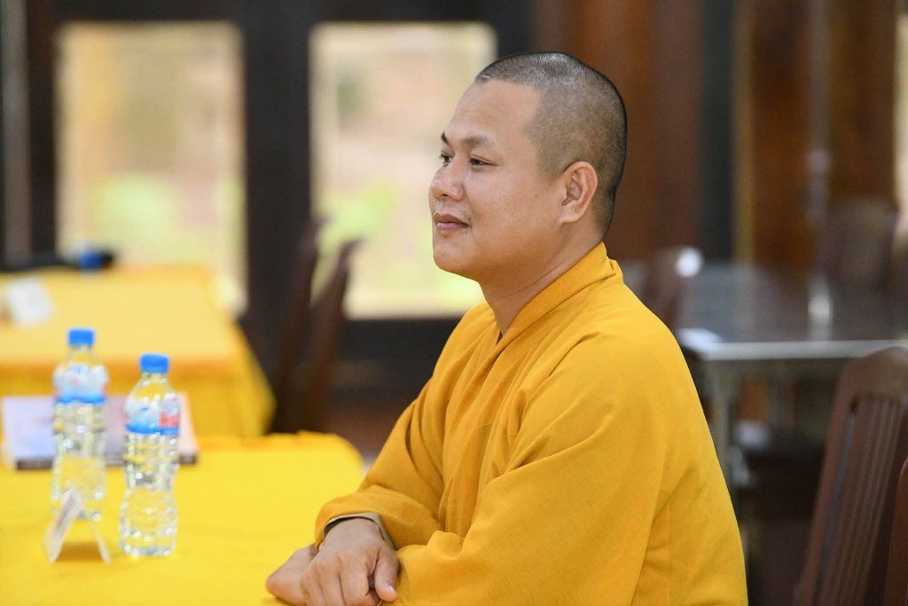 “CON RẮN” VÀ “CHIẾC BÈ” – BÀI HỌC SÂU SẮC VỀ CÁCH HỌC VÀ HÀNH CHÁNH PHÁP