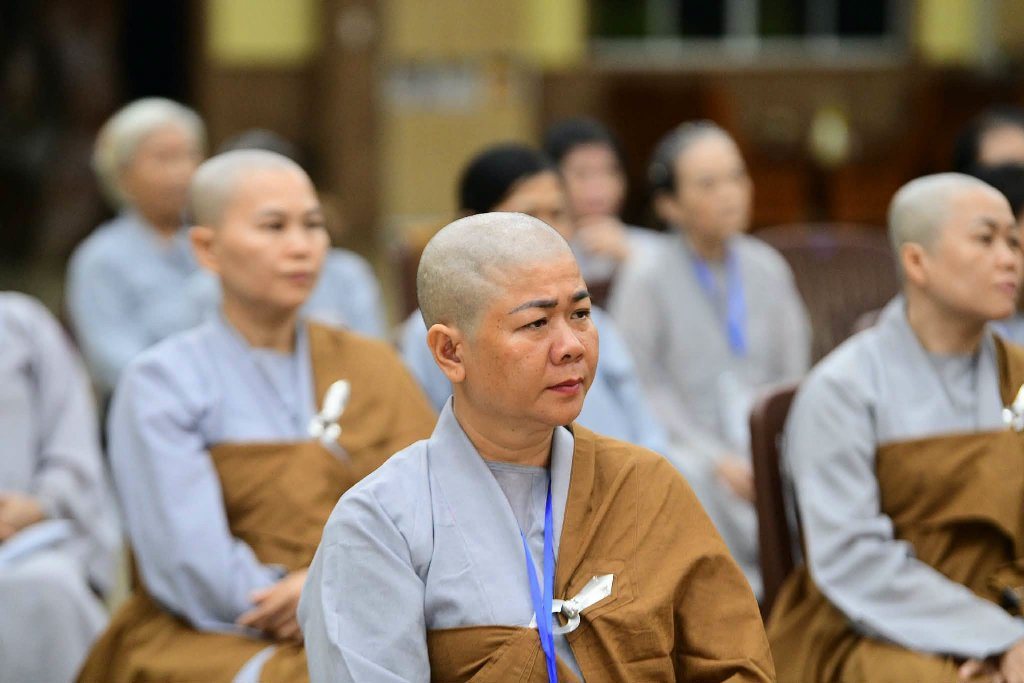 GỠ RỐI BĂN KHOĂN - MỞ RA GÓC NHÌN MỚI VỚI BUỔI VẤN ĐÁP CÙNG TT. THÍCH NHẬT TỪ