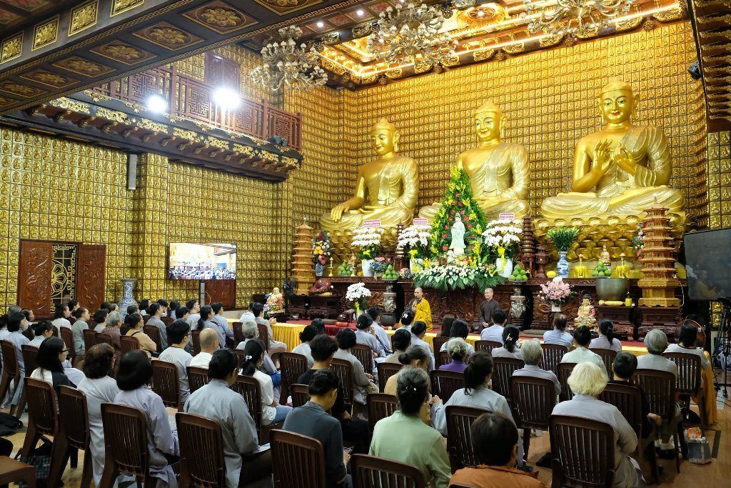MANG CHẤT LIỆU AN LẠC TỪ ĐẠO TRÀNG VÀO ĐỜI SỐNG