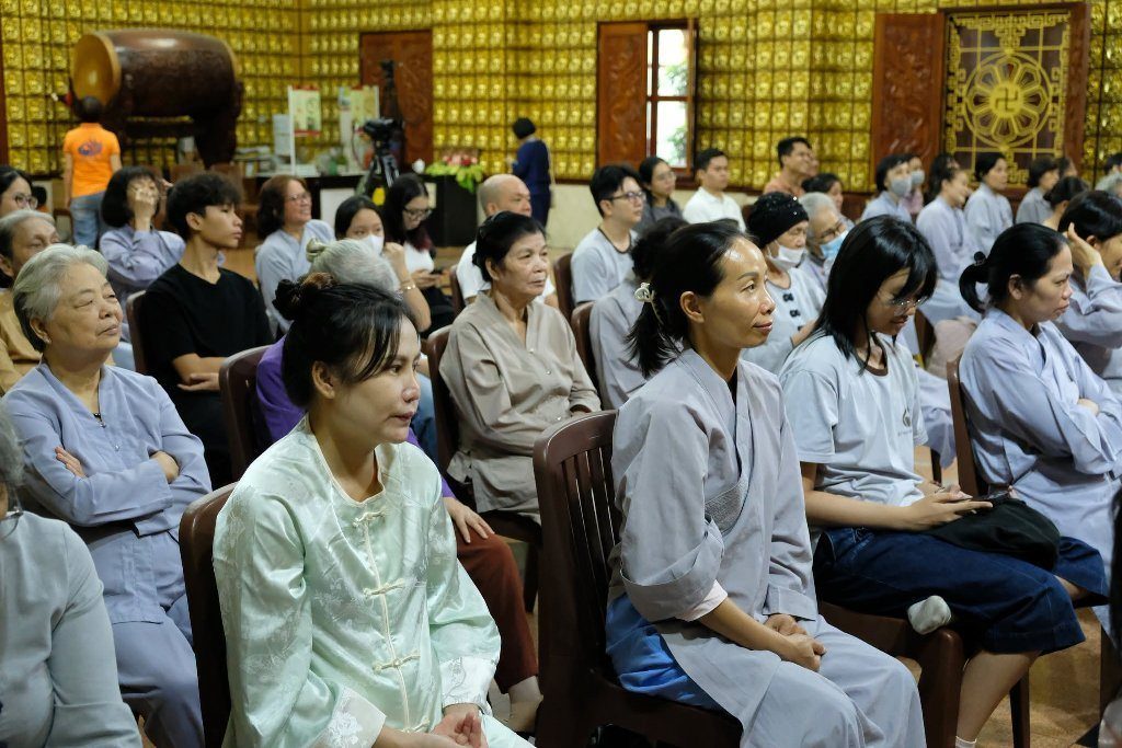 MANG CHẤT LIỆU AN LẠC TỪ ĐẠO TRÀNG VÀO ĐỜI SỐNG