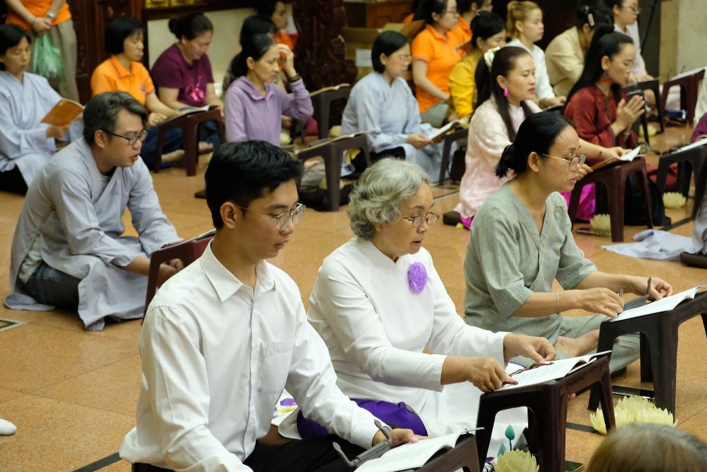 TRANG NGHIÊM LỄ TƯỞNG NIỆM NGÀY BỒ-TÁT QUÁN THẾ ÂM THÀNH ĐẠO TẠI CHÙA GIÁC NGỘ