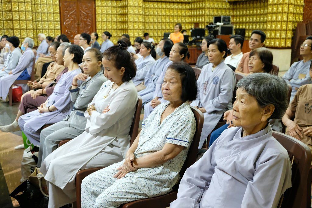 MANG CHẤT LIỆU AN LẠC TỪ ĐẠO TRÀNG VÀO ĐỜI SỐNG