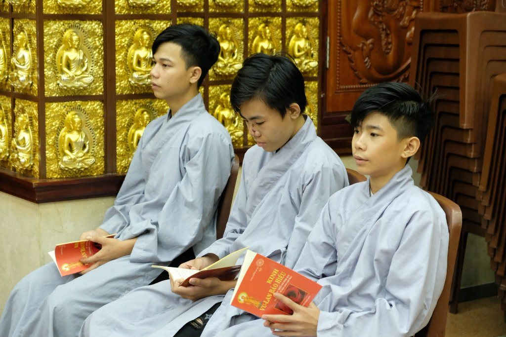 PHỤNG SỰ NHÂN SINH – BIẾN LÒNG TỪ BI THÀNH HÀNH ĐỘNG NHÂN ĐẠO