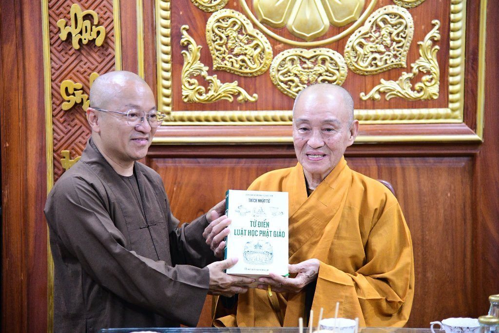 HÒA THƯỢNG THÍCH THIỆN HỶ QUANG LÂM THĂM CHÙA GIÁC NGỘ