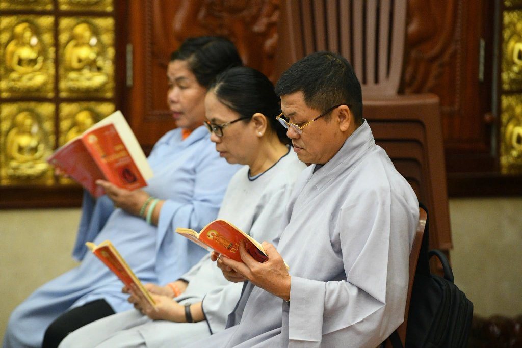 NHẬN DIỆN LỖI VÀ SÁM HỐI - BÀI HỌC TU TẬP SÂU SẮC TRONG KHÓA TU NGÀY AN LẠC MÙA VU LAN