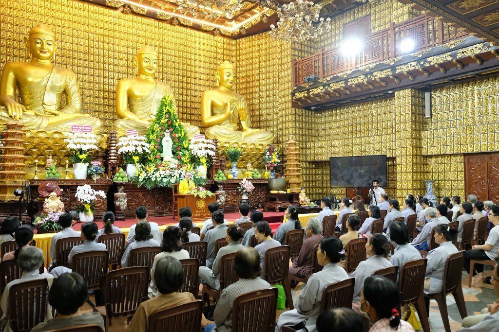 MANG CHẤT LIỆU AN LẠC TỪ ĐẠO TRÀNG VÀO ĐỜI SỐNG