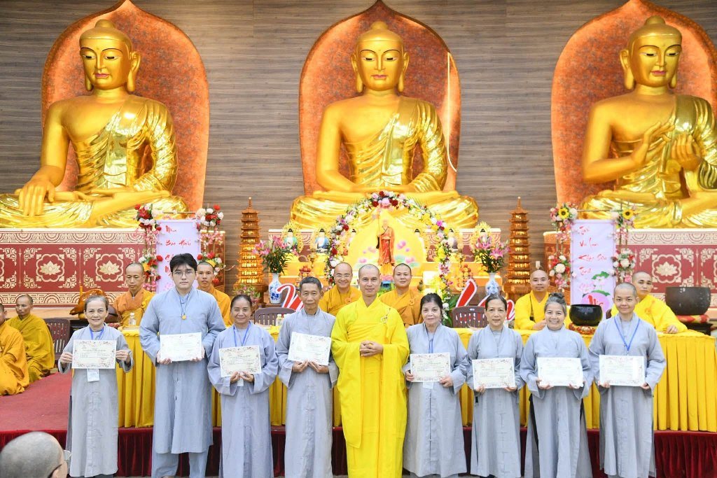 BẾ MẠC KHÓA TU “PHƯƠNG TRỜI THONG DONG” LẦN 10 - KHÉP LẠI 7 NGÀY TU HỌC TRỌN VẸN Ý NGHĨA