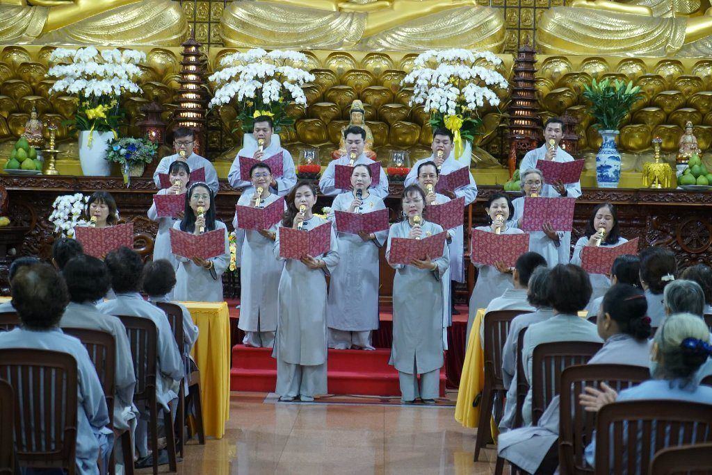 MỘT NGÀY AN LẠC: HỌC CÁCH ĐI TỪ BÓNG TỐI ĐẾN ÁNH SÁNG VÀ NUÔI DƯỠNG HẠNH HIẾU TRONG CUỘC SỐNG