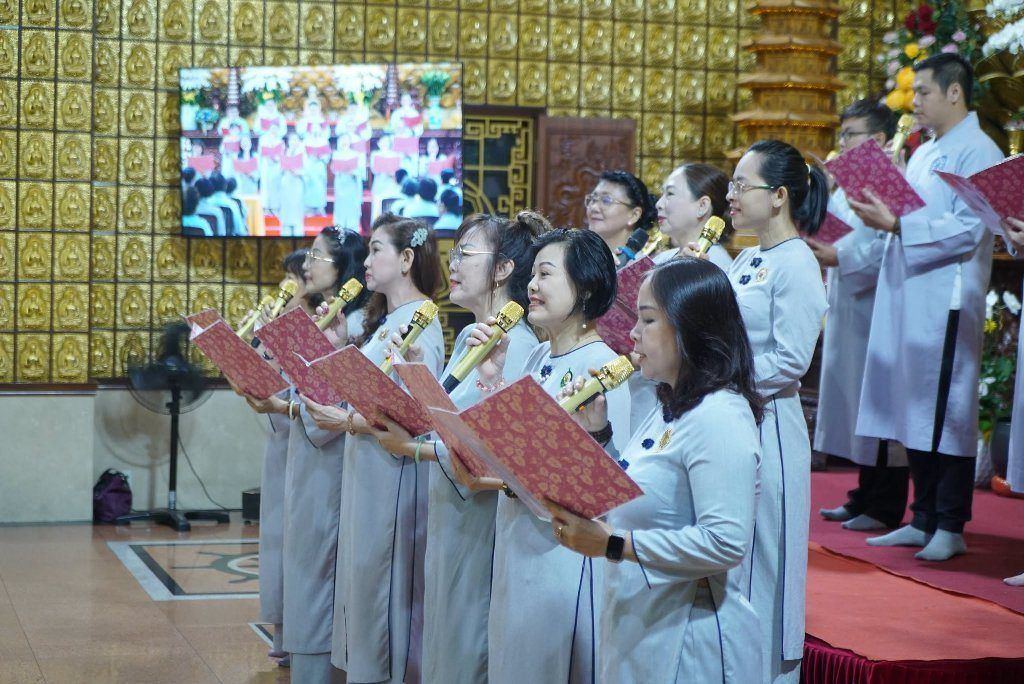 MỘT NGÀY AN LẠC: HỌC CÁCH ĐI TỪ BÓNG TỐI ĐẾN ÁNH SÁNG VÀ NUÔI DƯỠNG HẠNH HIẾU TRONG CUỘC SỐNG