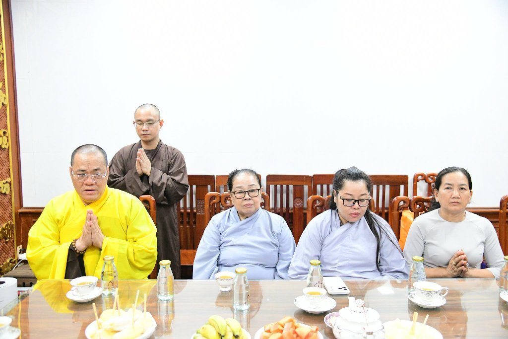 HÒA THƯỢNG THÍCH THIỆN HỶ QUANG LÂM THĂM CHÙA GIÁC NGỘ