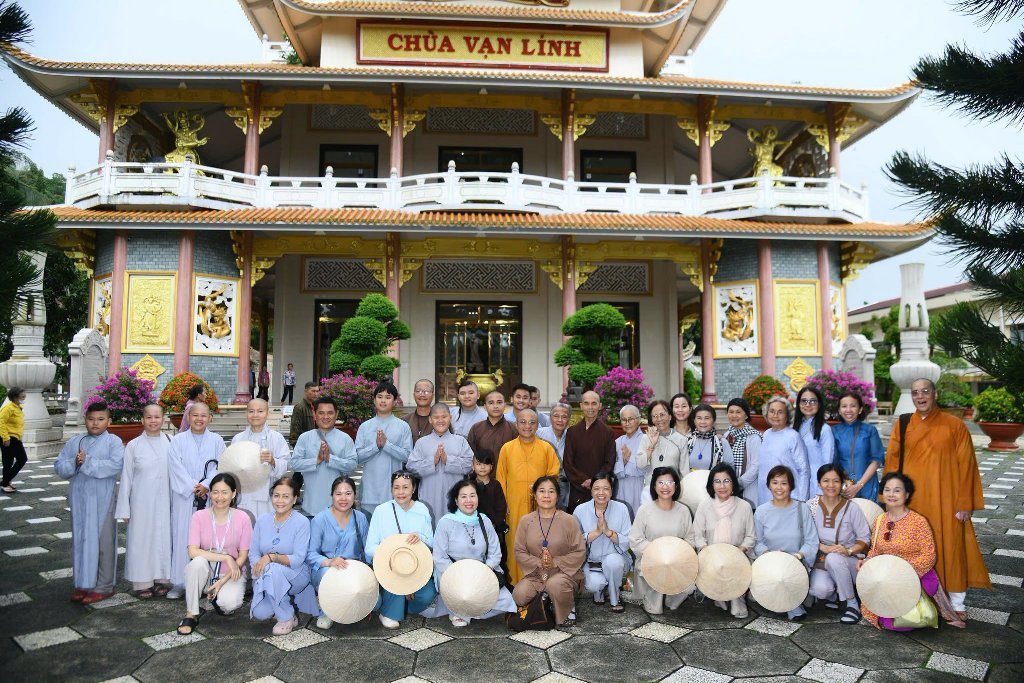 HÀNH HƯƠNG VỀ CHỐN TỔ CHÂU ĐỐC – AN GIANG: ĐOÀN PHẬT TỬ CHÙA GIÁC NGỘ VIẾNG THĂM CÁC TỰ VIỆN