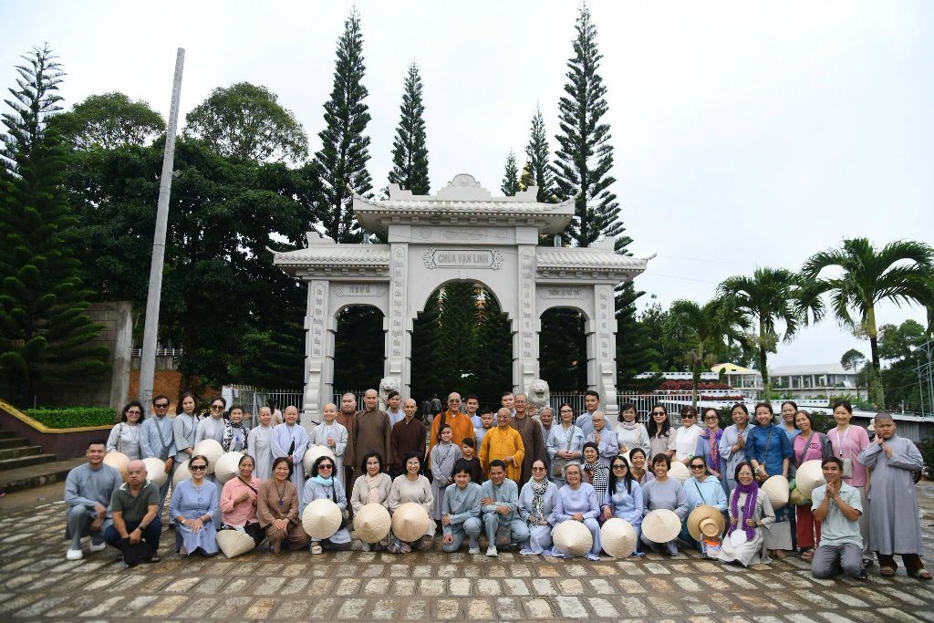 HÀNH HƯƠNG VỀ CHỐN TỔ CHÂU ĐỐC – AN GIANG: ĐOÀN PHẬT TỬ CHÙA GIÁC NGỘ VIẾNG THĂM CÁC TỰ VIỆN