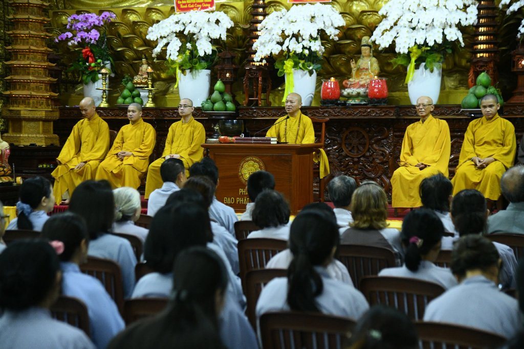 QUÁN BẤT TỊNH – NHÌN RÕ BẢN CHẤT SẮC THÂN, CHUYỂN HÓA THAM ÁI VÀ NUÔI DƯỠNG TRÍ TUỆ