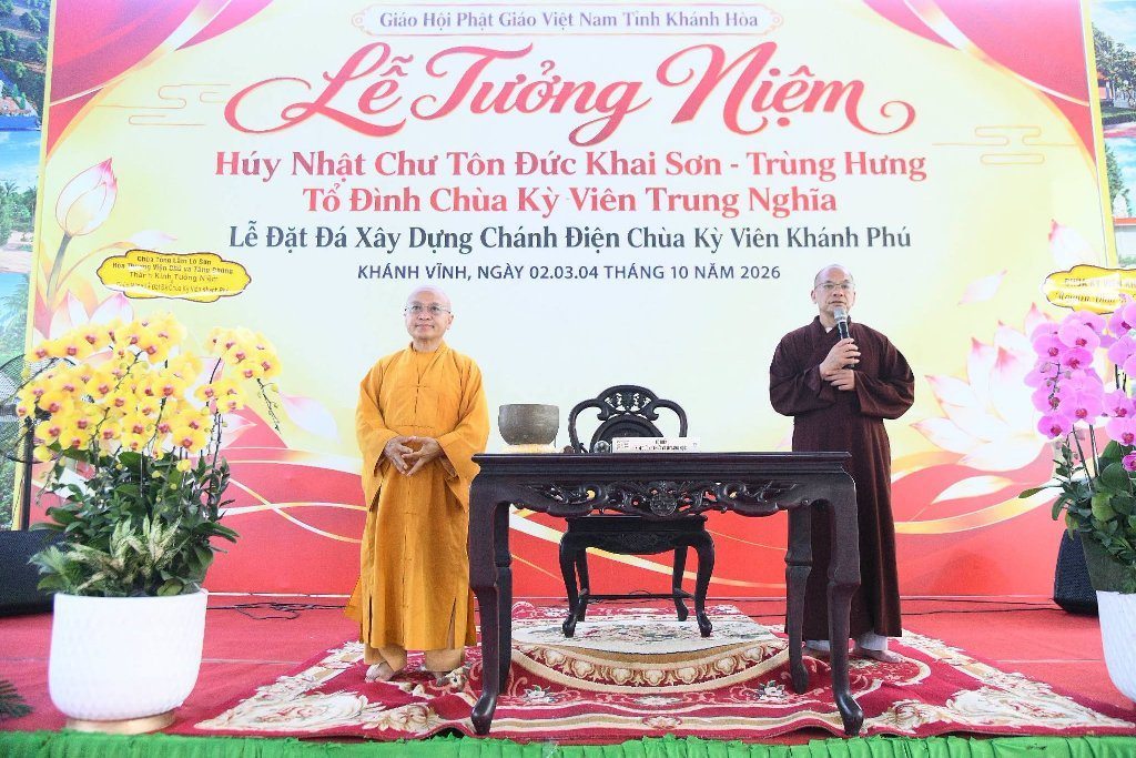 KHÁNH HÒA: TT. THÍCH NHẬT TỪ GIẢNG VỀ NĂM PHƯƠNG DIỆN CỦA MỘT NGÔI CHÙA