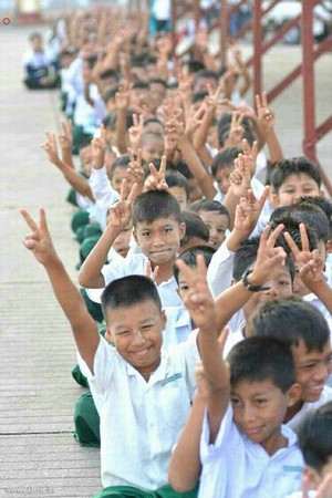 Chùm ảnh Lễ Dâng Y Kathina tại thành phố Dawei, Myanmar