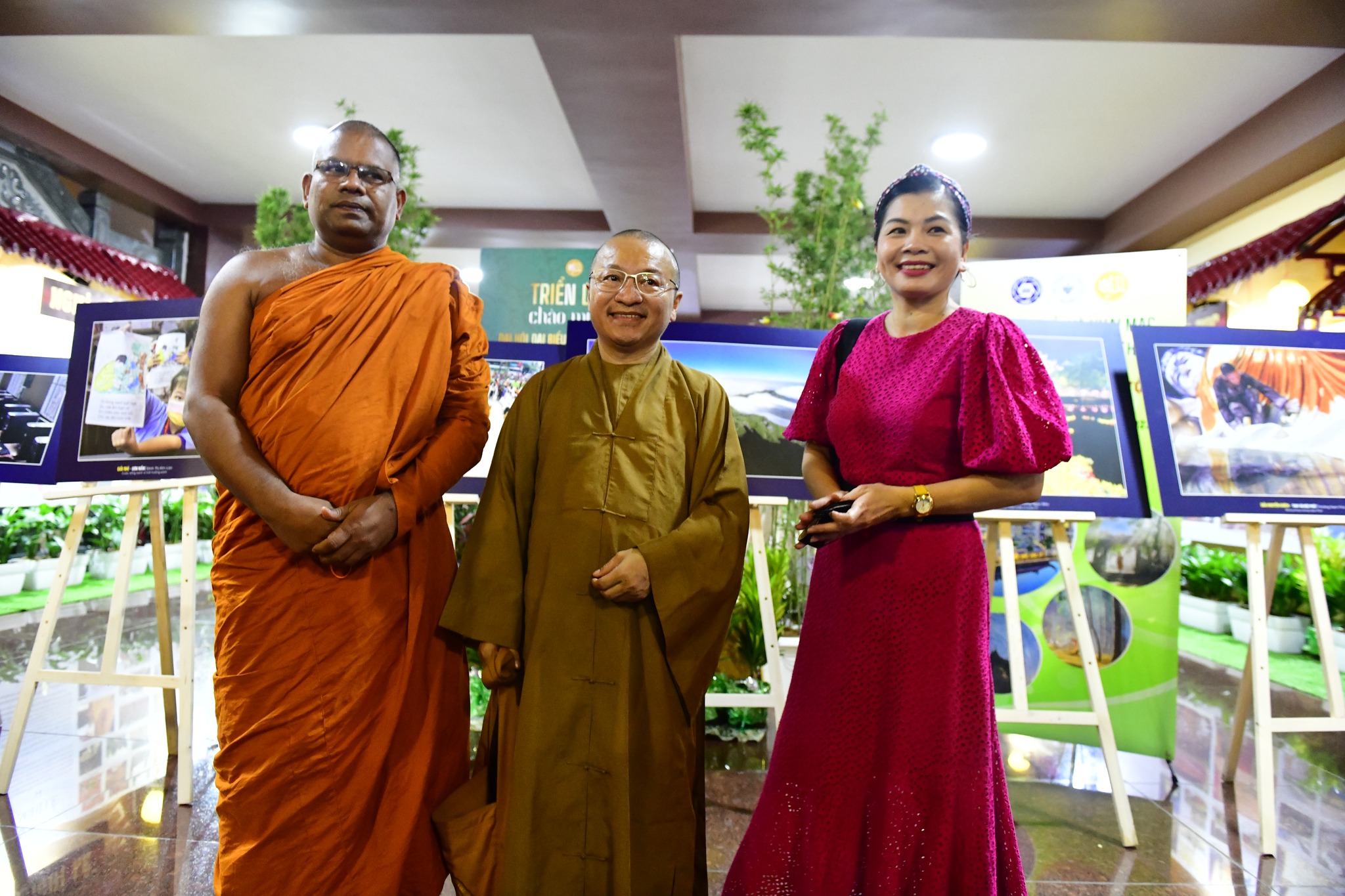 Lễ trao giải và Khai mạc Triển lãm ảnh nghệ thuật &quot;Phật giáo đồng hành cùng dân tộc&quot;