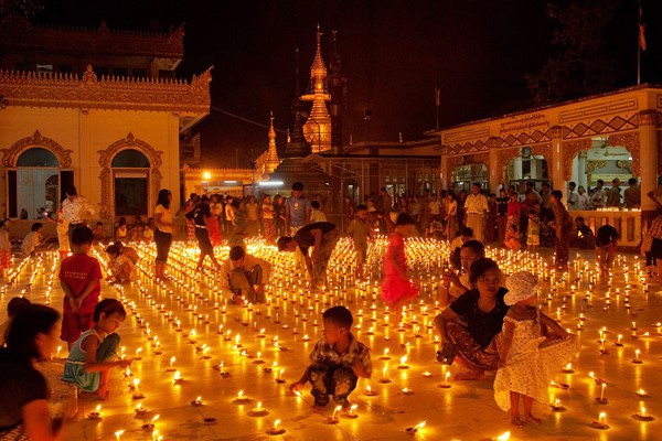 Myanmar: Phật tử cả nước chào đón ngày Lễ Hoa Đăng (Thadingyut)