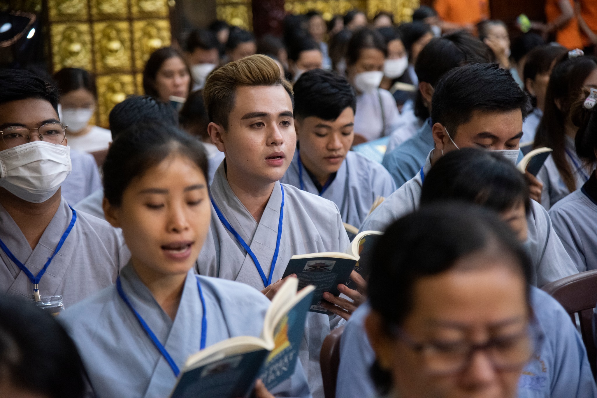 SC. Giác Lệ Hiếu chia sẻ cách ứng xử khéo léo theo lời Phật dạy trước hơn 1.000 hành giả tại Chùa Giác Ngộ