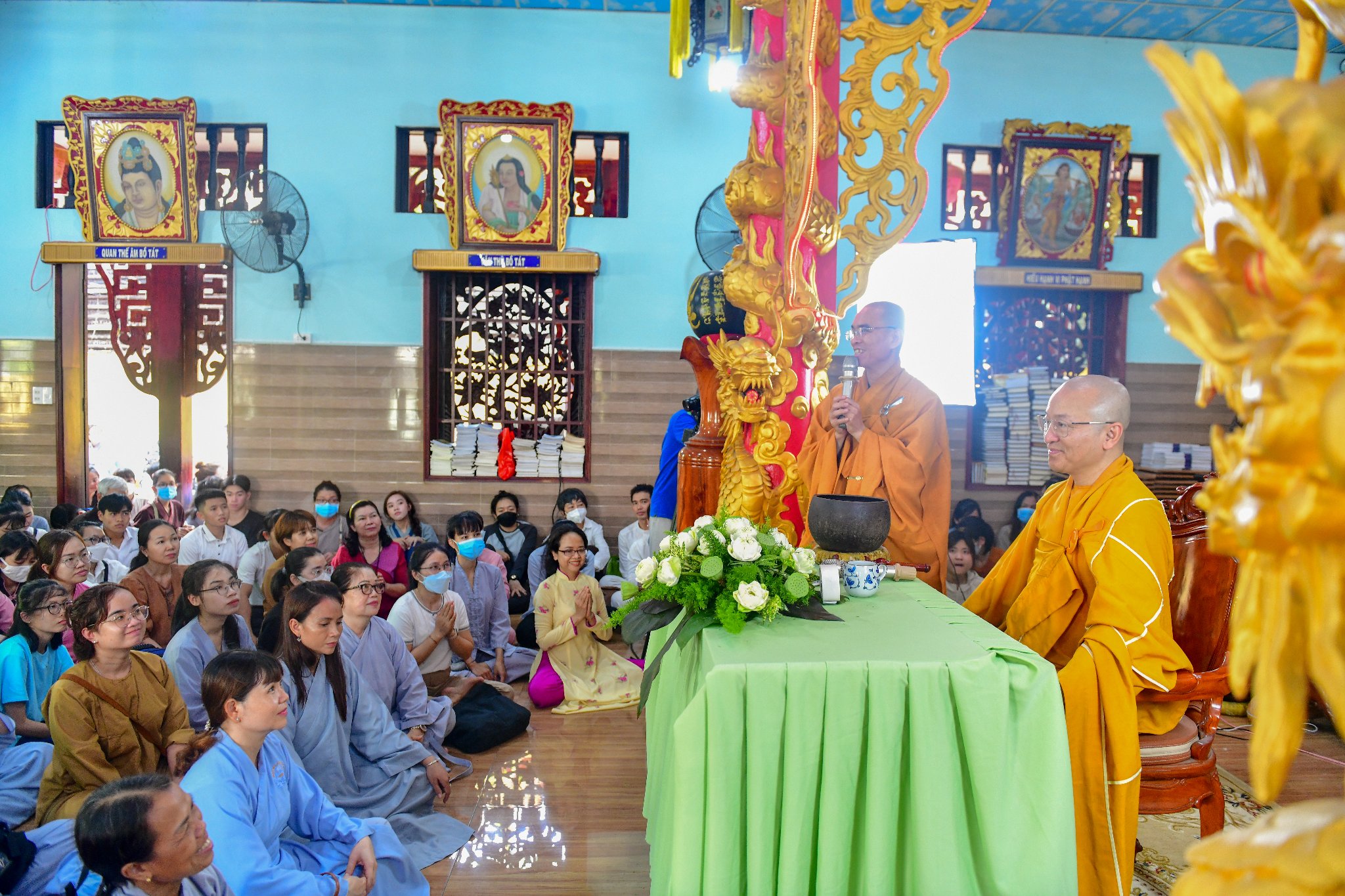 TT. Thích Nhật Từ &quot;tâm sự với tuổi 20&quot; cùng hơn 800 bạn trẻ tại Chùa An Lạc (Tp. Thủ Đức, Tp. HCM)