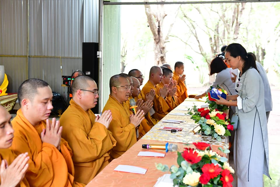 Chùa Giác Ngộ và Quỹ Đạo Phật Ngày Nay cúng dường các trường hạ tại tỉnh Bà Rịa - Vũng Tàu, PL. 2566, DL. 2022