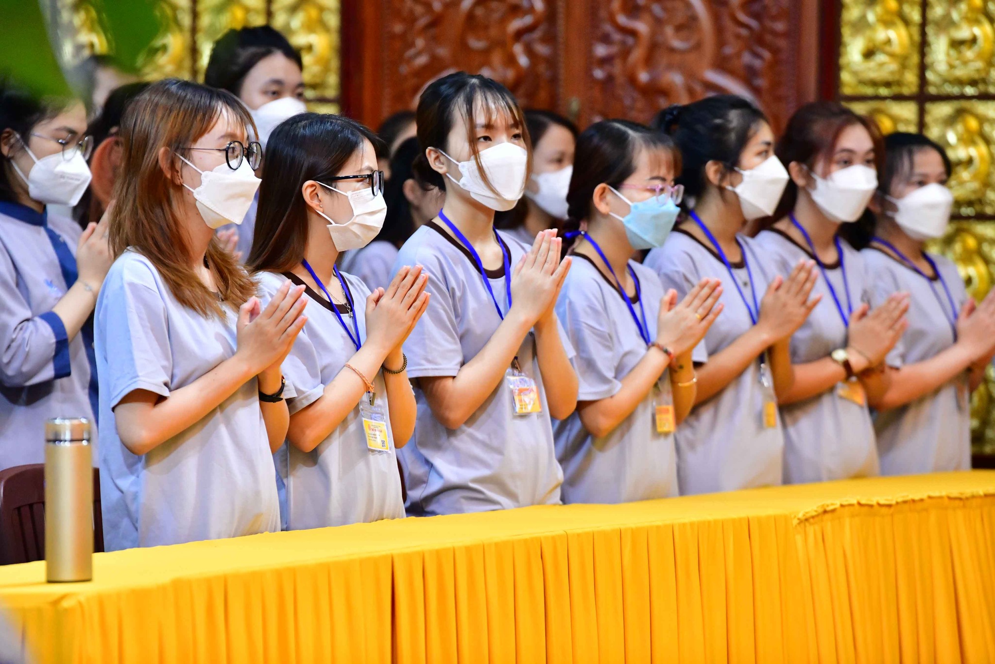 Lắng nghe và trị liệu khổ đau theo tinh thần Phật học