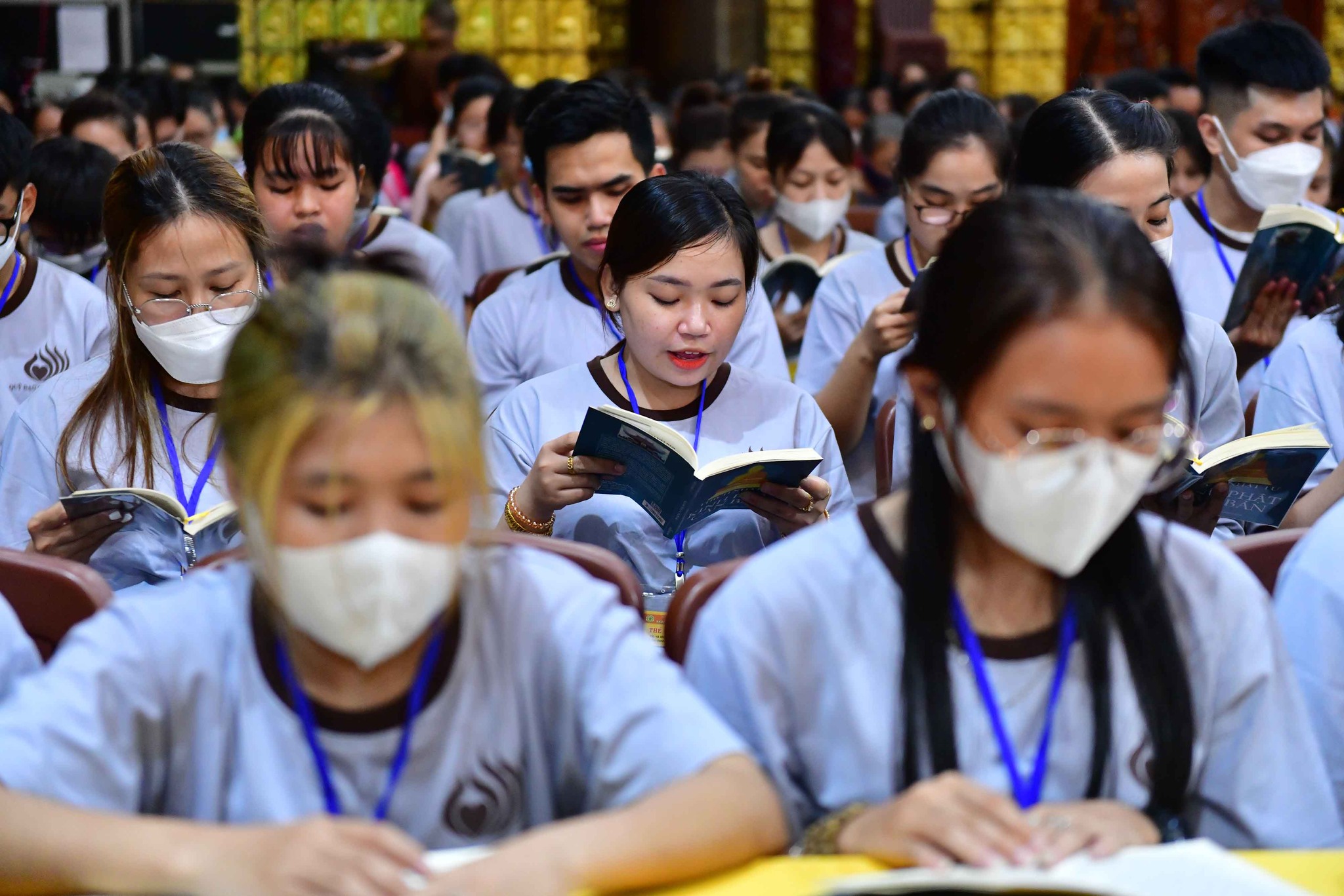 Lắng nghe và trị liệu khổ đau theo tinh thần Phật học