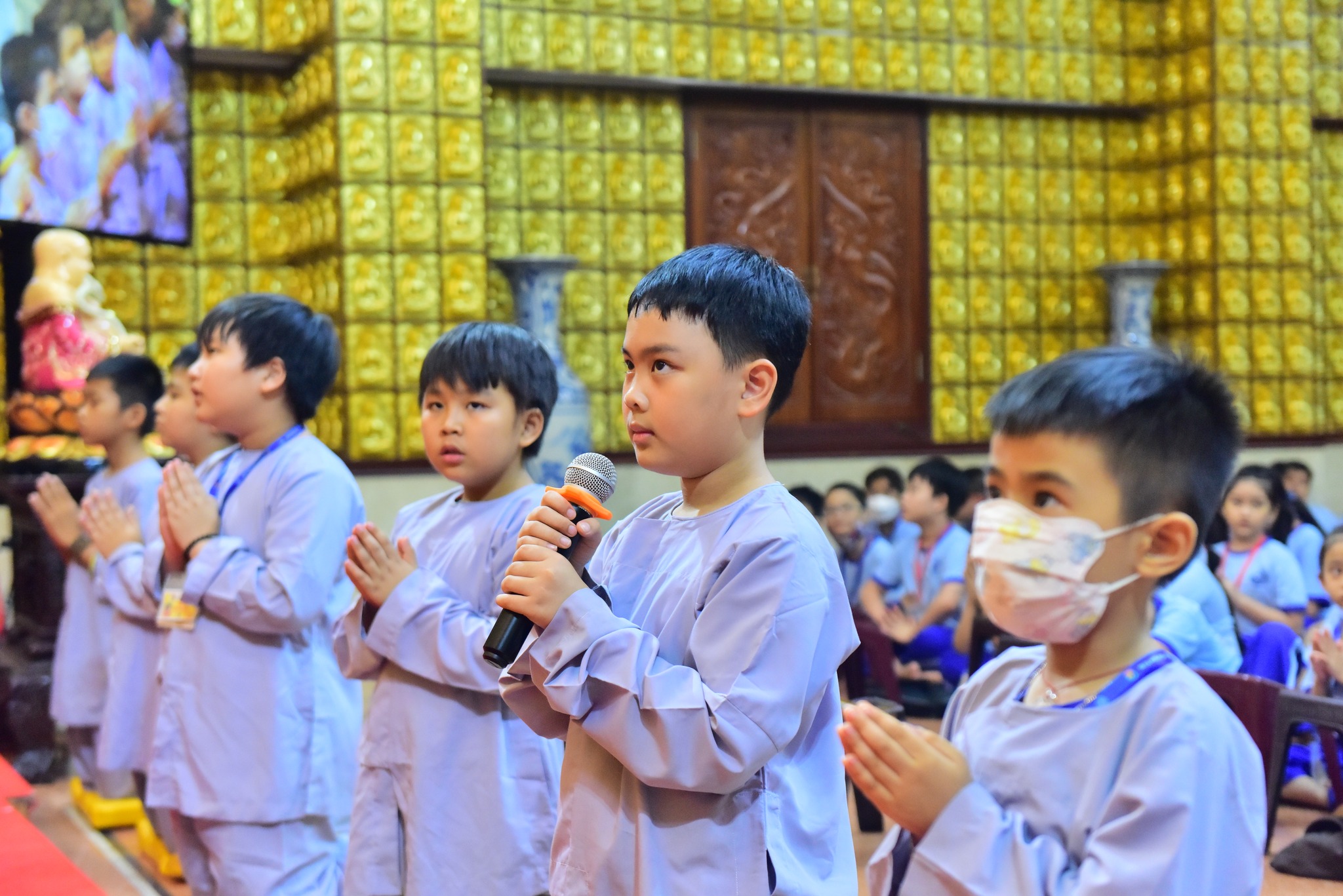 Lễ xuất gia gieo duyên tri ân cho 10 hành giả nhí chùa Giác Ngộ