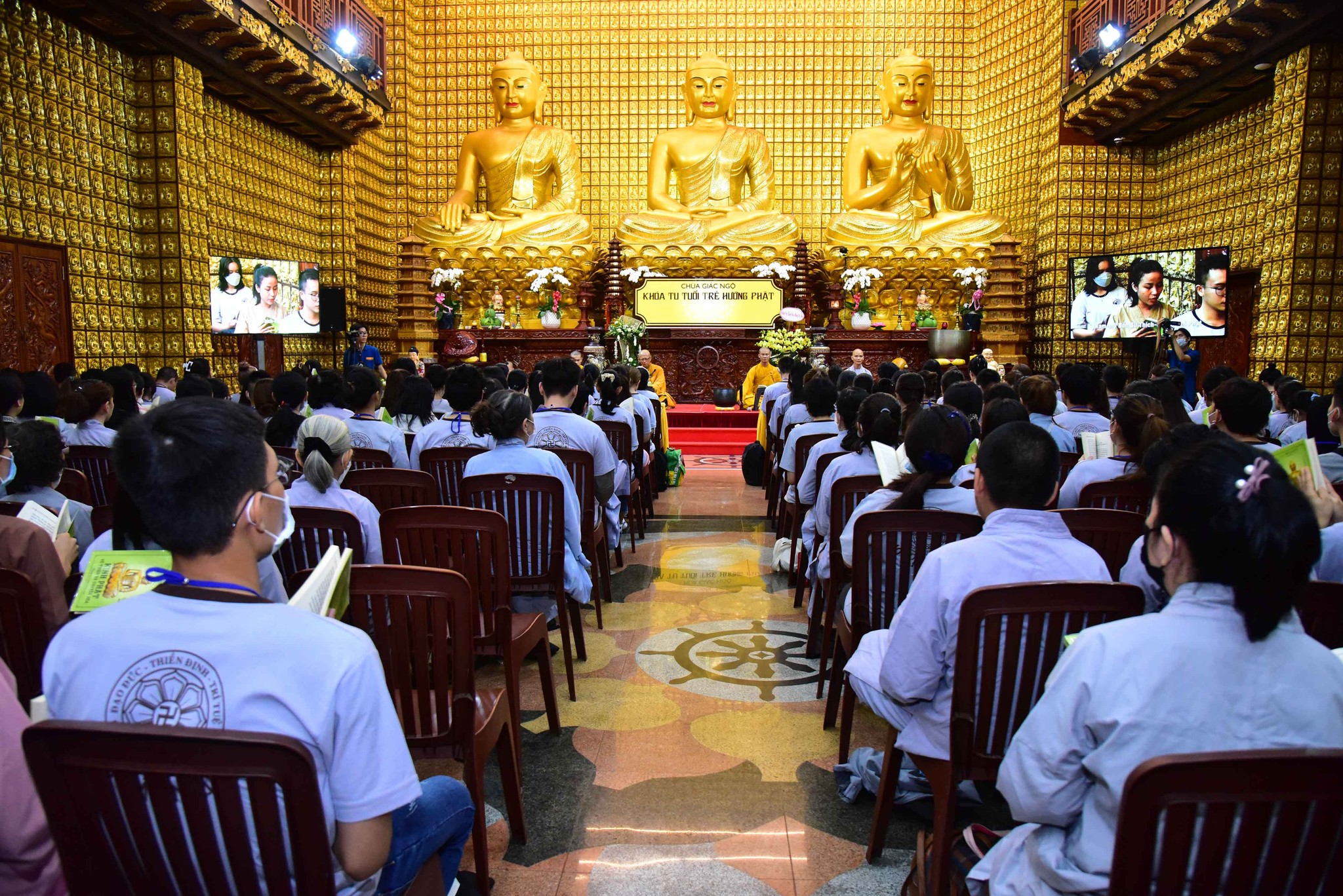 Khóa tu Tuổi Trẻ Hướng Phật: điểm tựa tâm linh của người trẻ