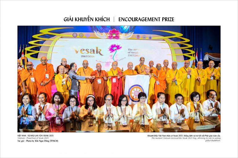 Sách ảnh nghệ thuật “Tuệ giác Phật giáo: Nhân phẩm và Hòa bình” chào mừng Đại lễ Vesak 2025