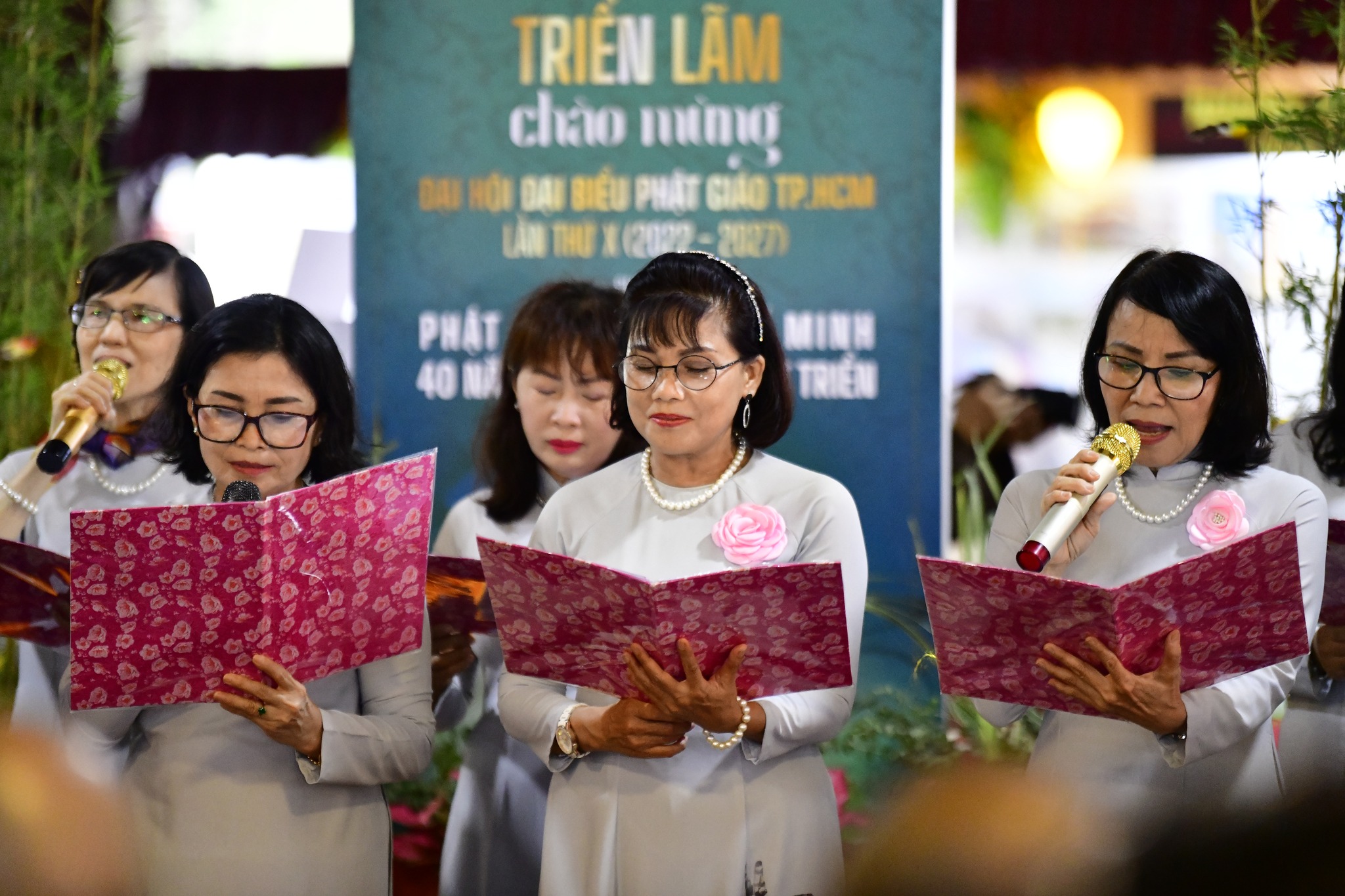 Lễ trao giải và Khai mạc Triển lãm ảnh nghệ thuật &quot;Phật giáo đồng hành cùng dân tộc&quot;