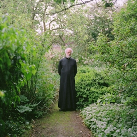 Cựu Tổng Giám mục Rowan Williams  “Phật giáo giúp tôi cầu nguyện tốt hơn”