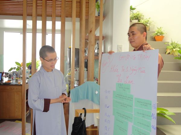 CLB Hoằng Pháp Trẻ tập huấn nâng cao kỷ năng giảng dạy cho các đạo tràng thanh thiếu niên