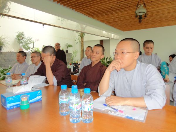 CLB Hoằng Pháp Trẻ tập huấn nâng cao kỷ năng giảng dạy cho các đạo tràng thanh thiếu niên