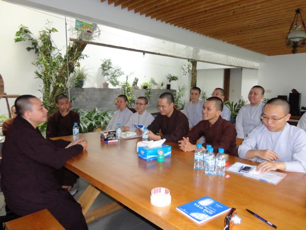 CLB Hoằng Pháp Trẻ tập huấn nâng cao kỷ năng giảng dạy cho các đạo tràng thanh thiếu niên