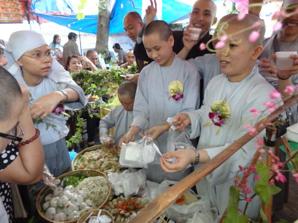 TP.HCM: Học viện Phật giáo tổ chức lễ chào mừng ngày nhà giáo Việt Nam 20/11