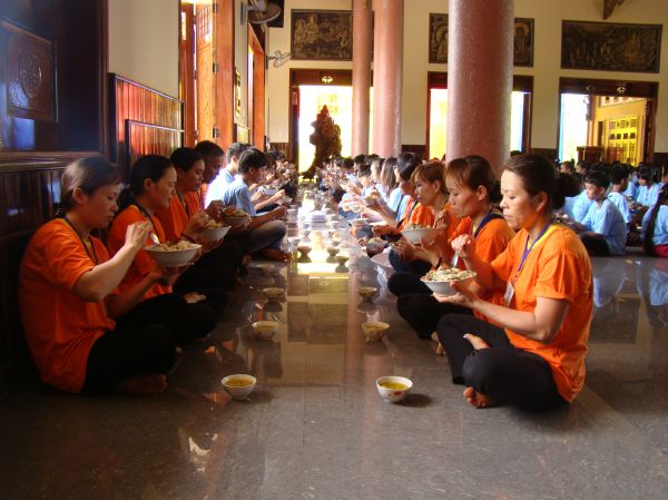 Đắk Lắk: Hào hứng, sôi nổi, bất ngờ, thú vị - khóa tu Thiện Tài Đồng Tử ngày thứ 2