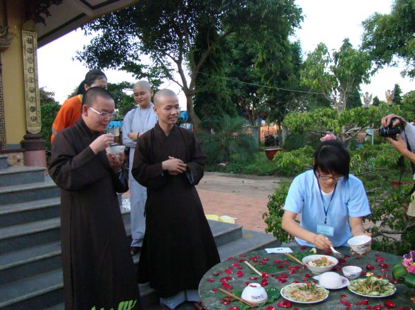 Đắk Lắk: Hào hứng, sôi nổi, bất ngờ, thú vị - khóa tu Thiện Tài Đồng Tử ngày thứ 2