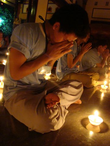 Đăk Lăk: Đốt nến tri ân – thay lời muốn nói