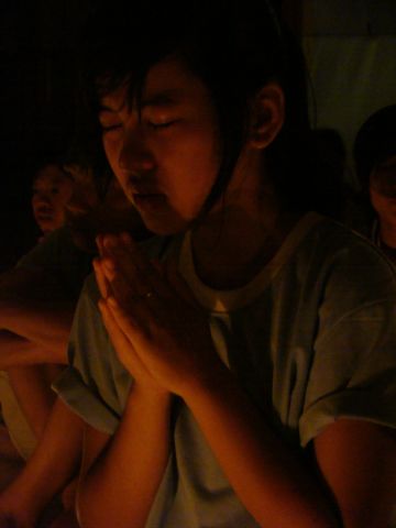 Đăk Lăk: Đốt nến tri ân – thay lời muốn nói