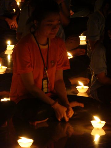 Đăk Lăk: Đốt nến tri ân – thay lời muốn nói