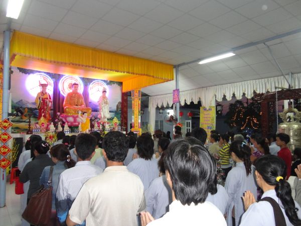 Hóc môn: Chùa Bửu Minh tổ chức chuyến hành hương Thập tự đầu xuân mới