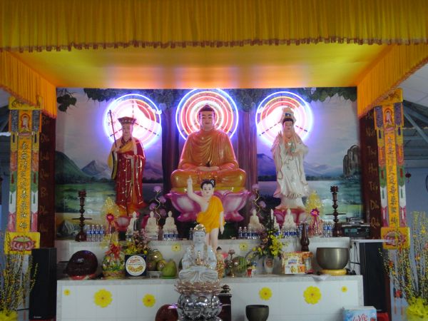 Hóc môn: Chùa Bửu Minh tổ chức chuyến hành hương Thập tự đầu xuân mới