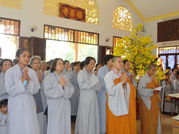 Hóc môn: Chùa Bửu Minh tổ chức chuyến hành hương Thập tự đầu xuân mới